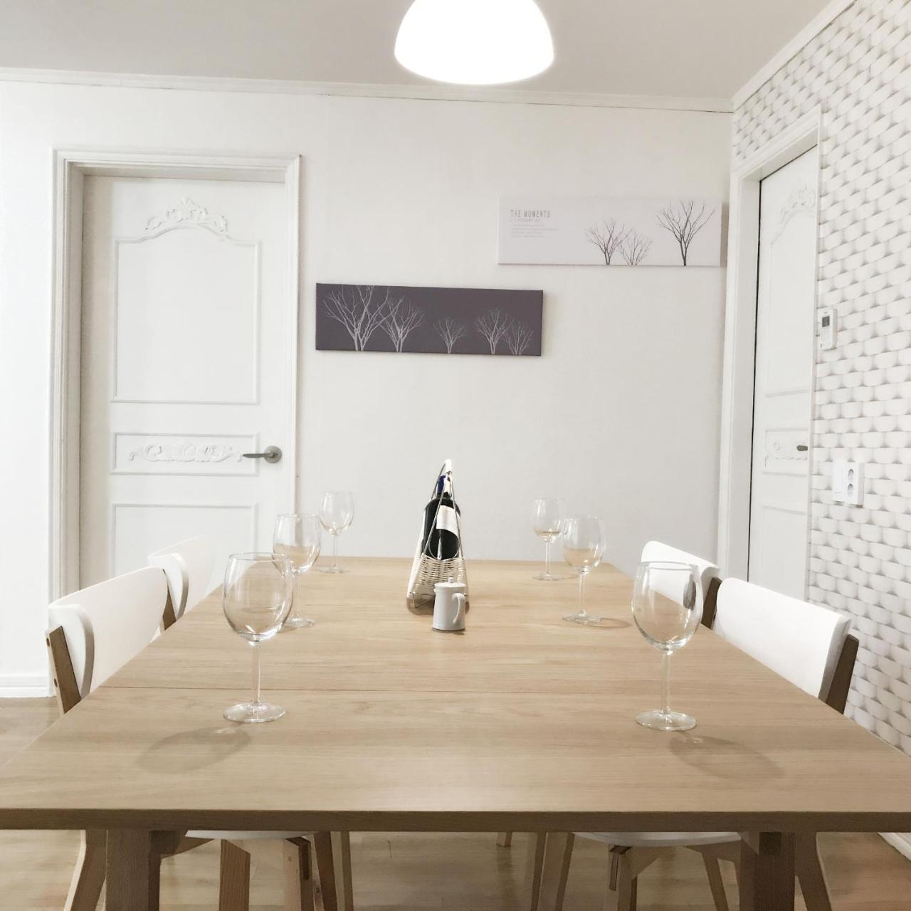 Hongdae Zoe Three Room House Seoul Bagian luar foto