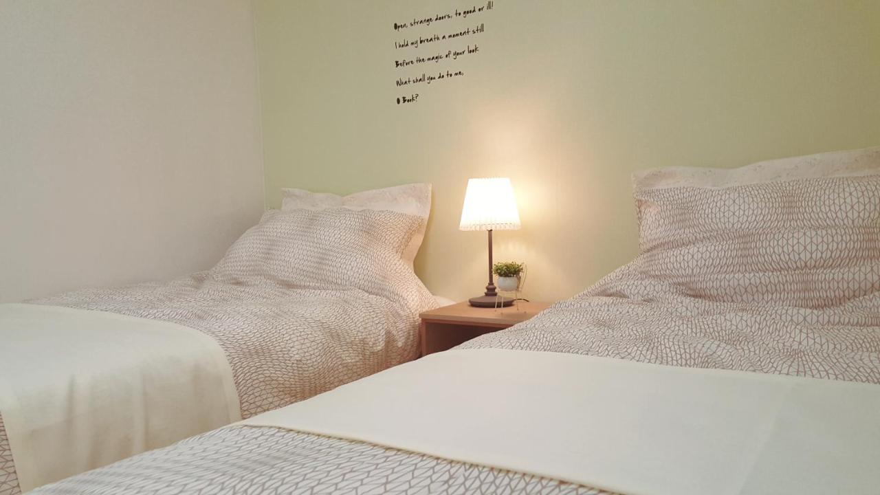 Hongdae Zoe Three Room House Seoul Bagian luar foto
